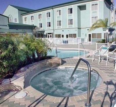 фото отеля Holiday Inn Express Cocoa