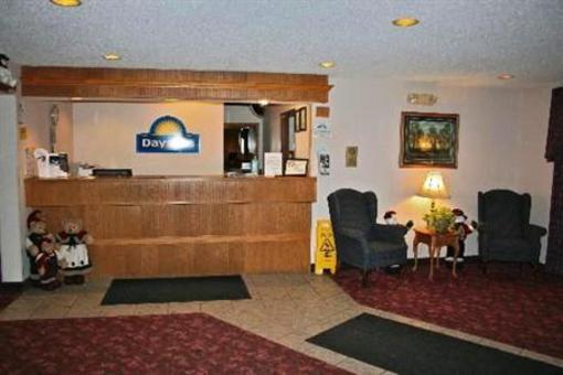 фото отеля Black River Falls Days Inn