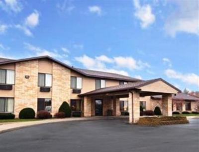 фото отеля Black River Falls Days Inn