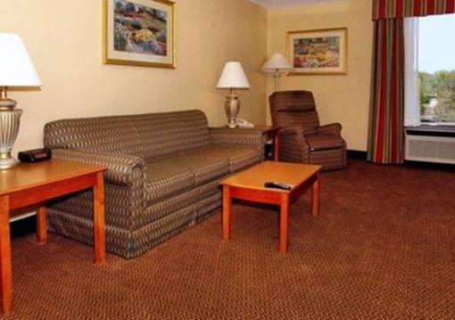 фото отеля Quality Hotel Bluefield (West Virginia)