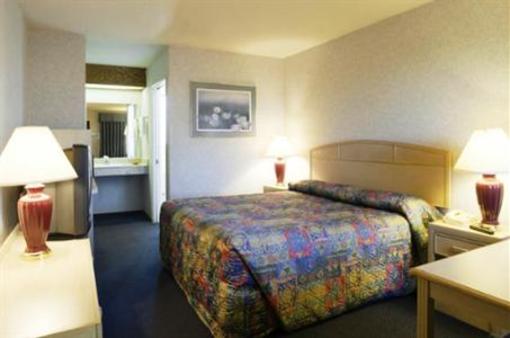 фото отеля Americas Best Value Inn San Carlos (California)