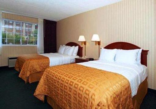 фото отеля Clarion Hotel Oneonta (New York)