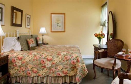 фото отеля Brewster House Bed & Breakfast