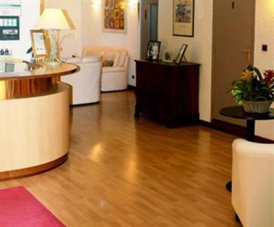 фото отеля Hotel Alexander Perpignan