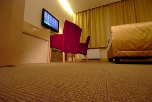 фото отеля Pokoje Goscinne Na Skrytej Poznan
