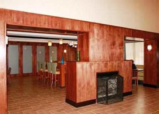 фото отеля Hampton Inn Brattleboro