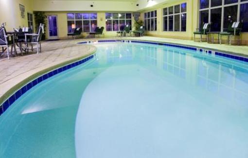 фото отеля Holiday Inn Express Hotel & Suites Concord