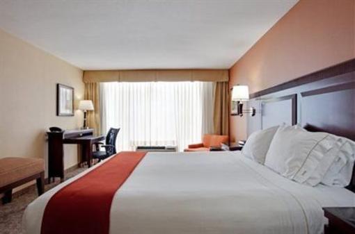 фото отеля Holiday Inn Express San Diego-Sorrento Valley