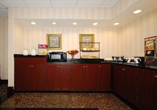 фото отеля Comfort Inn Ft. Jackson Maingate