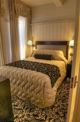 фото отеля Gaslamp Plaza Suites