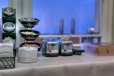 фото отеля Gaslamp Plaza Suites