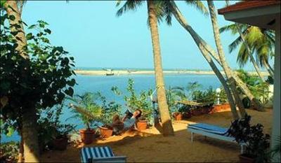 фото отеля Beach and Lake Ayurvedic Resort Trivandrum