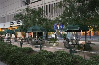 фото отеля Doubletree Hotel Tallahassee