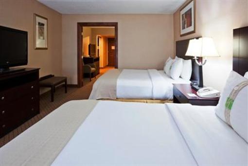 фото отеля Holiday Inn Hotel & Suites Wausau-Rothschild
