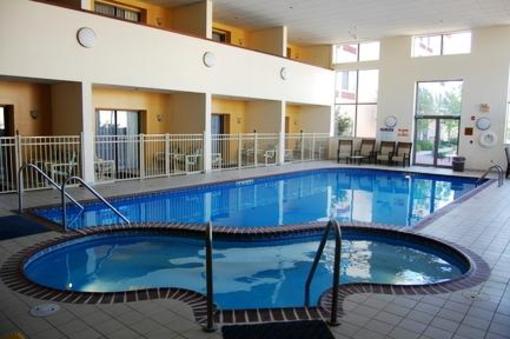 фото отеля Holiday Inn Hotel & Suites Wausau-Rothschild