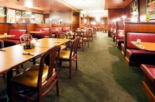 фото отеля Holiday Inn Hotel & Suites Wausau-Rothschild