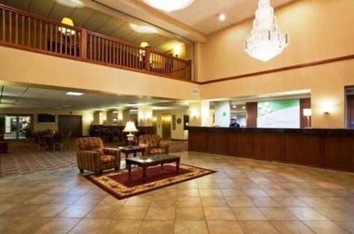 фото отеля Holiday Inn Hotel & Suites Wausau-Rothschild