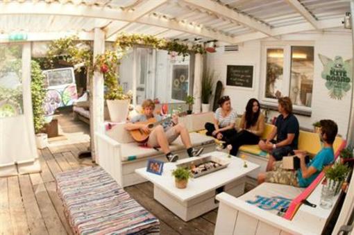 фото отеля Jorplace Beach Hostel Scheveningen