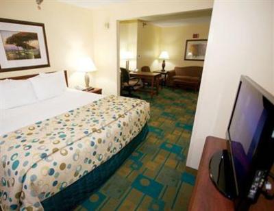 фото отеля La Quinta Inn & Suites Milwaukee/Glendale - Bayshore