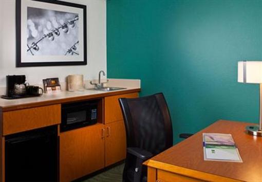 фото отеля SpringHill Suites New Orleans Convention Center