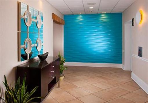 фото отеля SpringHill Suites New Orleans Convention Center