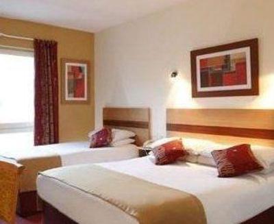 фото отеля Jurys Inn Edinburgh