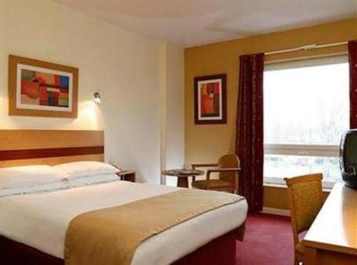фото отеля Jurys Inn Edinburgh