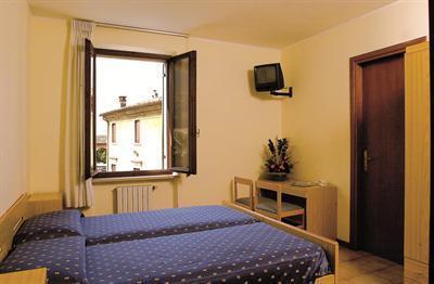 фото отеля Hotel Astoria Garda