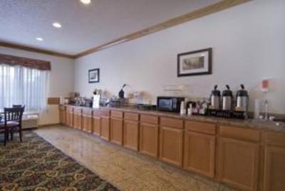 фото отеля Best Western Pioneer Inn Grinnell