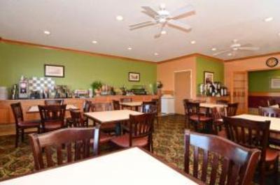 фото отеля Best Western Pioneer Inn Grinnell