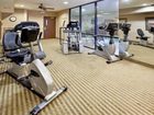 фото отеля Holiday Inn Express Hotel & Suites Marina
