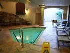 фото отеля Holiday Inn Express Hotel & Suites Marina