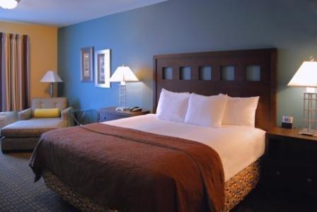 фото отеля Oxford Suites Silverdale