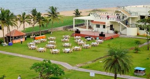 фото отеля St. James Court Beach Resort