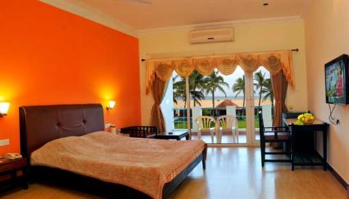 фото отеля St. James Court Beach Resort