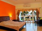 фото отеля St. James Court Beach Resort