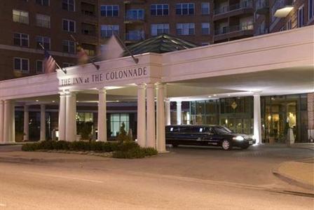 фото отеля Doubletree Inn at The Colonnade