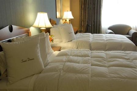 фото отеля Doubletree Inn at The Colonnade
