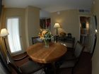 фото отеля Doubletree Inn at The Colonnade