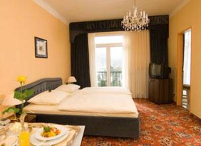 фото отеля Pedros Hotel Kasten bei Boheimkirchen