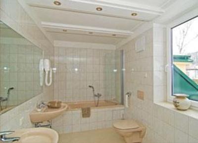 фото отеля Pedros Hotel Kasten bei Boheimkirchen