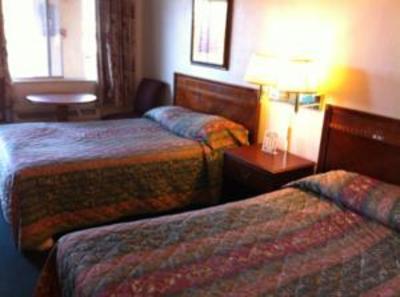 фото отеля Town House Motel