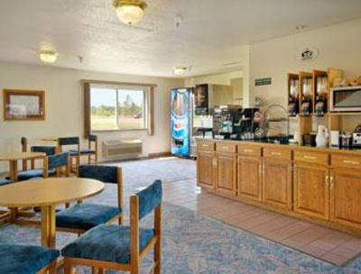 фото отеля Super 8 Motel Milaca