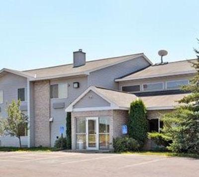 фото отеля Super 8 Motel Milaca