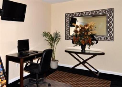 фото отеля Best Way Inn Cleburne
