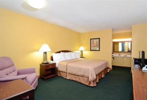 фото отеля Americas Best Value Inn Iola