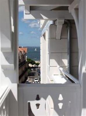 фото отеля Residhome Arcachon Plazza