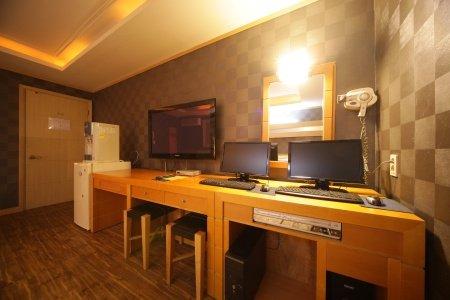 фото отеля Noblesse Yeoksam Hotel Seoul