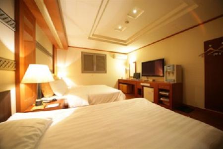 фото отеля Noblesse Yeoksam Hotel Seoul