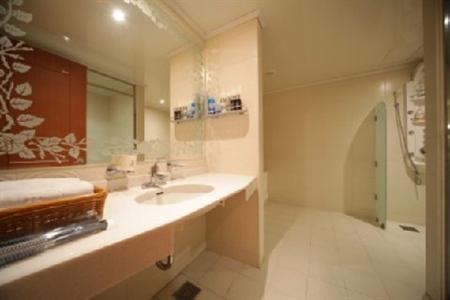 фото отеля Noblesse Yeoksam Hotel Seoul